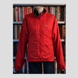 Patagonia WindBreaker Size: Men xLarge Color:  Red